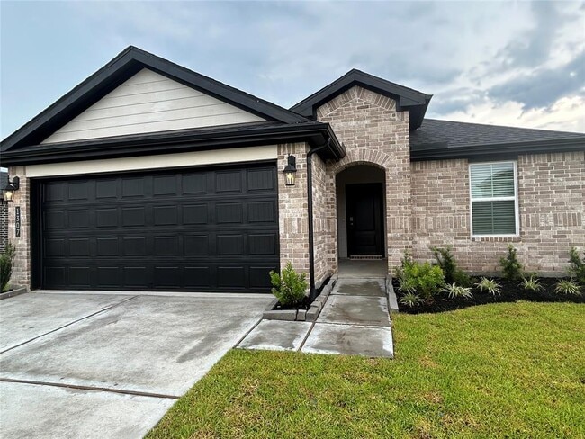 Building Photo - 1307 Windom Court Way