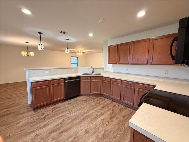 Building Photo - 933 Newberry Trail