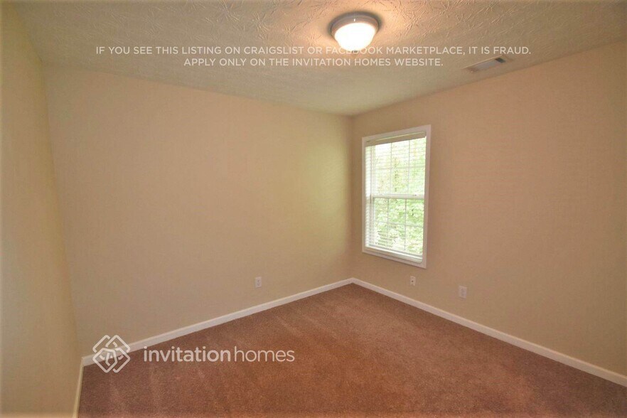 Building Photo - 2585 Hidden Creek Dr SW