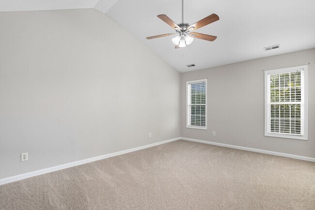 Building Photo - 4 Bedroom Home for Rent in Raleigh NC | Garage | Pet Friendly | $500 Off First Months Rent!