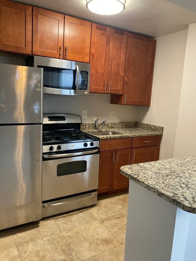 Building Photo - Beautiful New Apartment with ALL Utilities Included!
