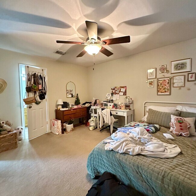 Building Photo - 1018 Bagby Ave