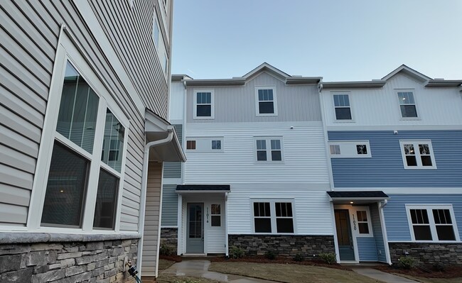 Primary Photo - 11007 Valkyrie Ln