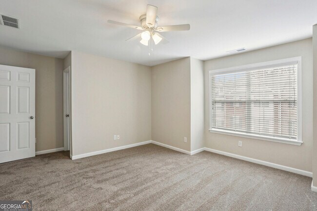 Building Photo - 642 Bernay Way