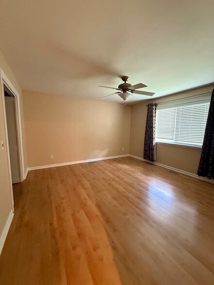 Building Photo - 2851 Garden Dr
