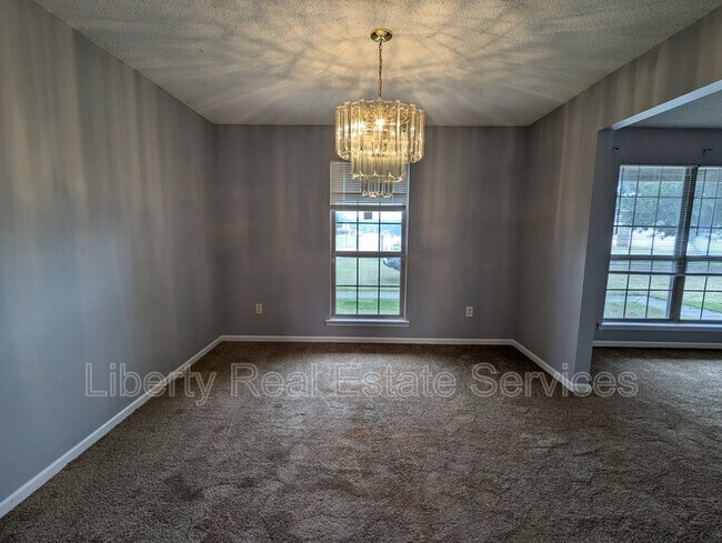 Building Photo - 215 Bridgemont Way