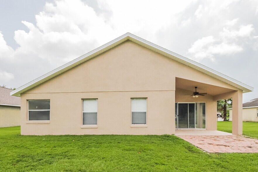 Building Photo - 1320 Creekview Ct