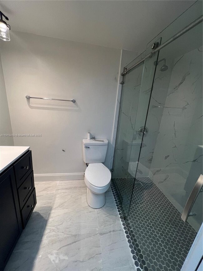 Building Photo - 301 Cambridge Rd