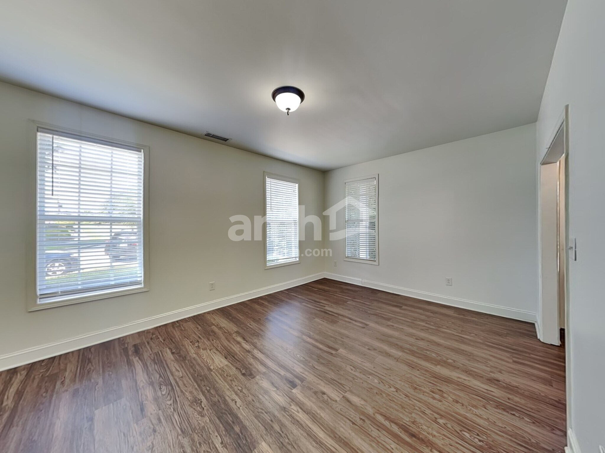 Building Photo - 4002 Sages Ave
