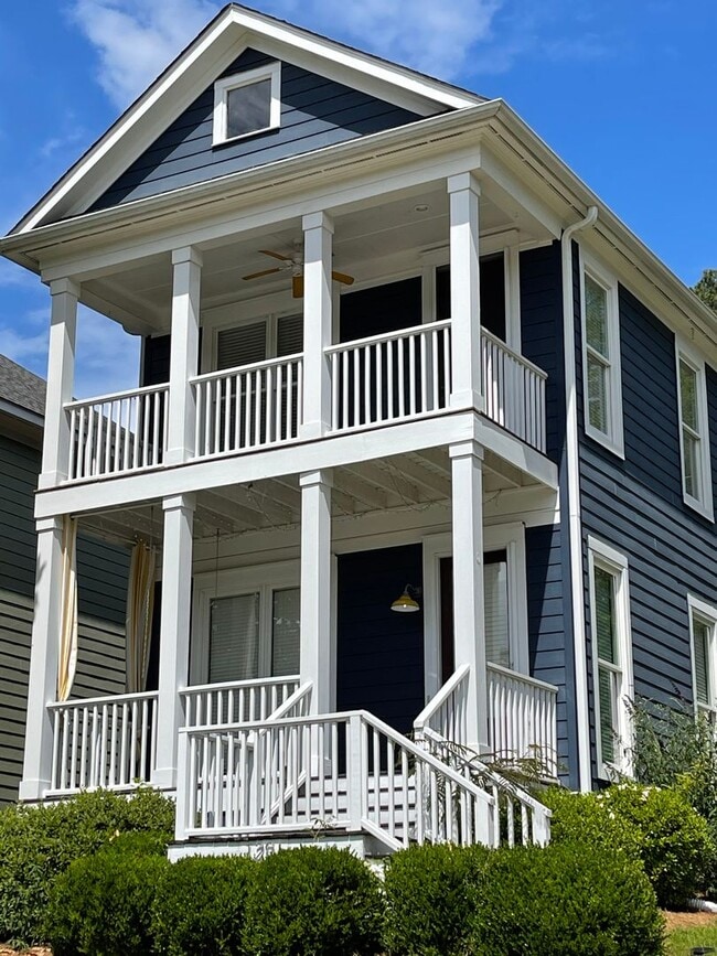 Building Photo - 129 Carolina Ct