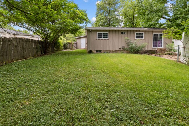 Building Photo - 1392 Langholm Dr