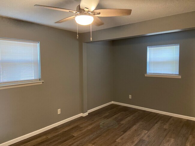 Building Photo - 101 Blaylock St