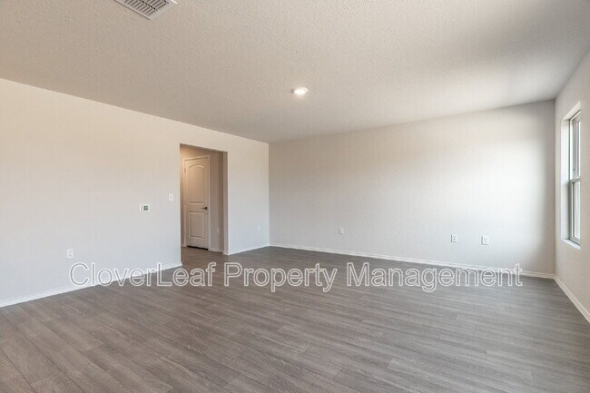 Building Photo - 1507 Middlecoff Ter