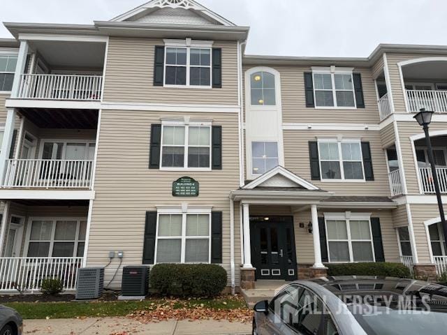 Building Photo - 414 Sloan Ct