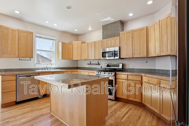 Building Photo - 13190 W 10th Ave