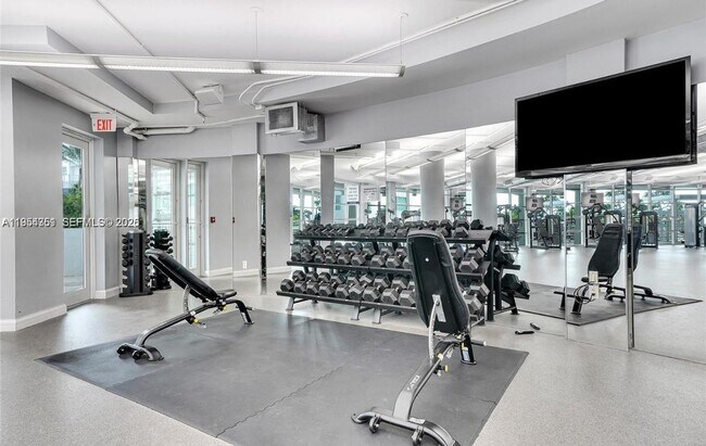 Building Photo - 253 NE 2nd St