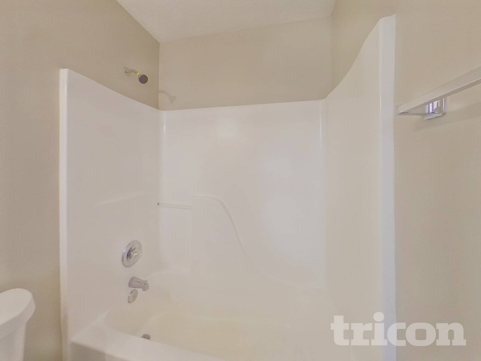 Building Photo - 172 Cherry Grove Dr