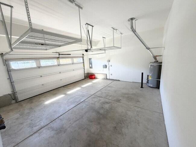 Building Photo - Beautiful 5 Bedroom with Den/Office and Large Bonus Room in Bethany Ridge!!!