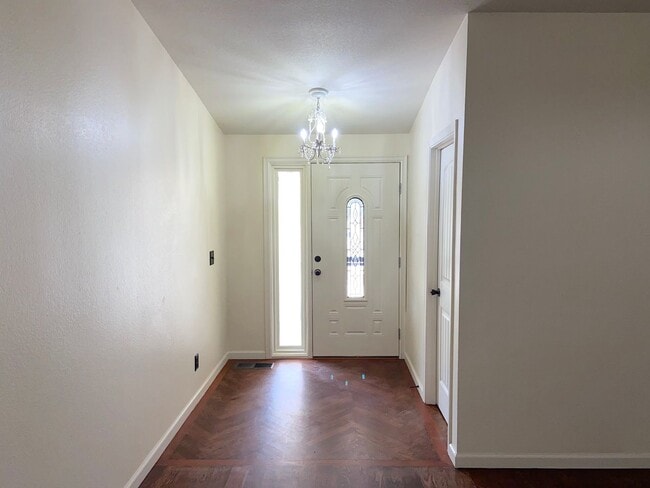 Building Photo - *COMING SOON* Sparks Single Story Home - 4...