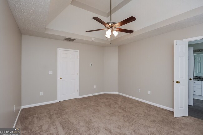 Building Photo - 3595 Boulder Cir