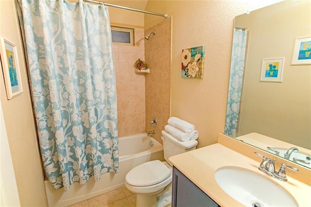 Building Photo - 1401 Christina Creek Dr