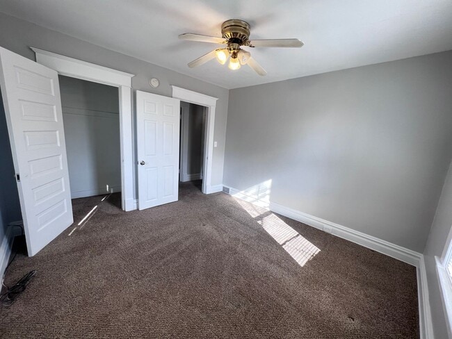 Building Photo - Spacious Four Bedroom Home with Large Yard!