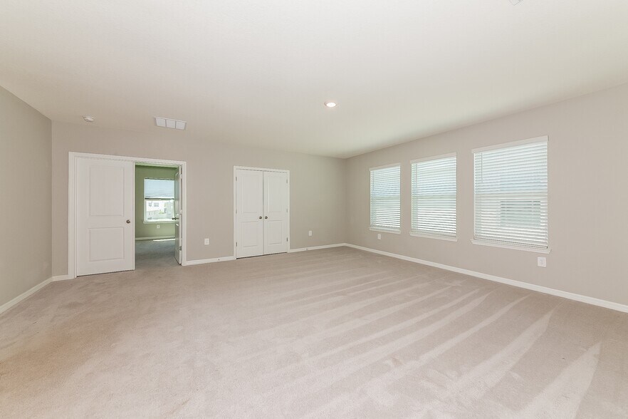 Building Photo - 5215 Tannin Ln