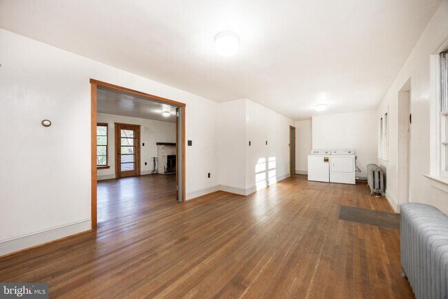 Building Photo - 22 Bertolet School Rd