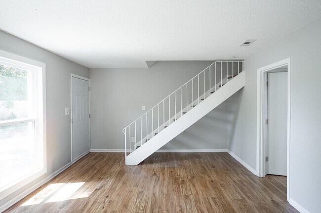 Building Photo - 2398 Winston Way