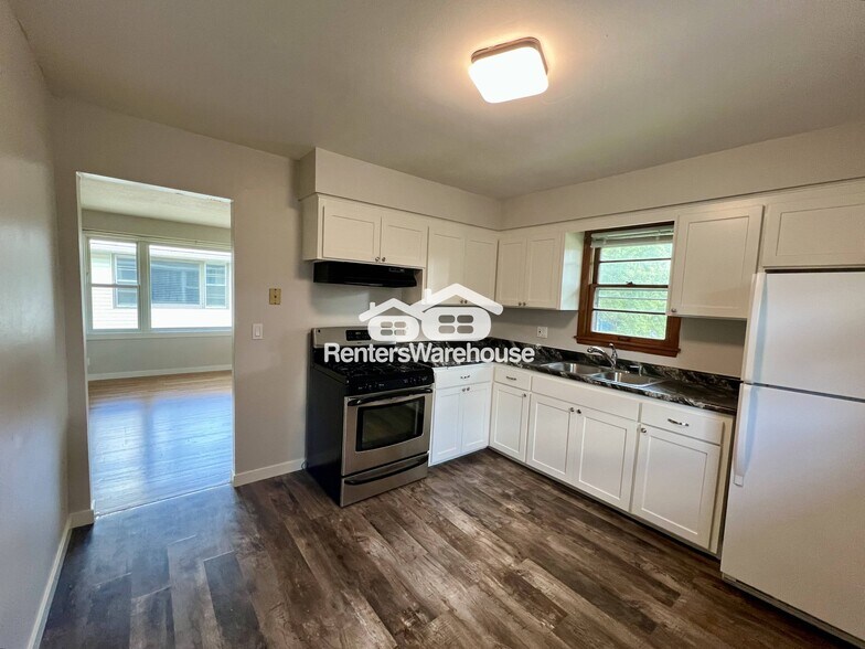 Building Photo - 5844 Washburn Ave S