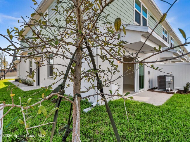 Building Photo - 4321 Jetty Ln