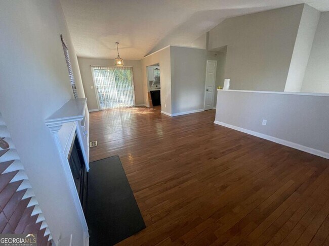 Building Photo - 3015 Cascade Manor Dr