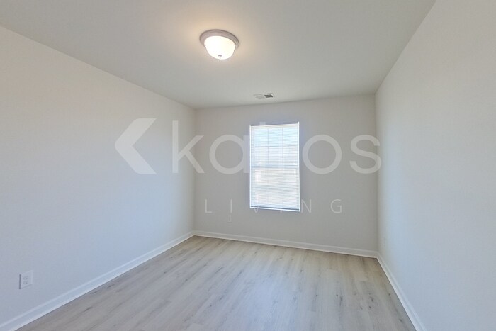 Building Photo - 234 Fox Chase Wy