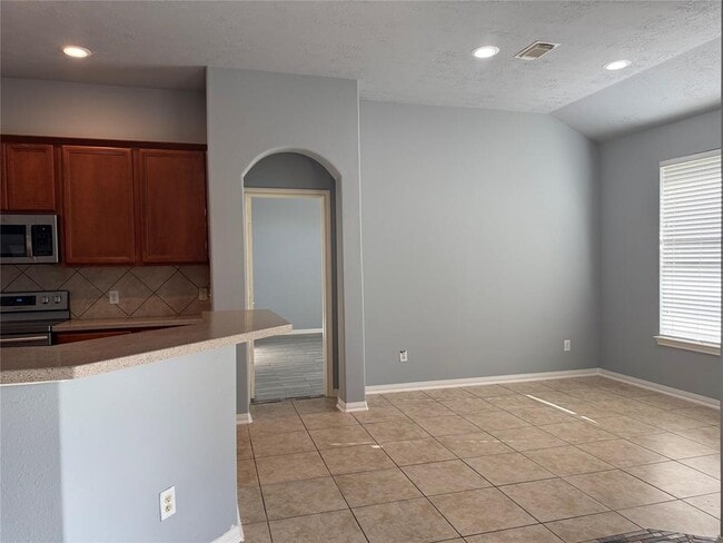 Building Photo - 7307 Slippery Elm Ln