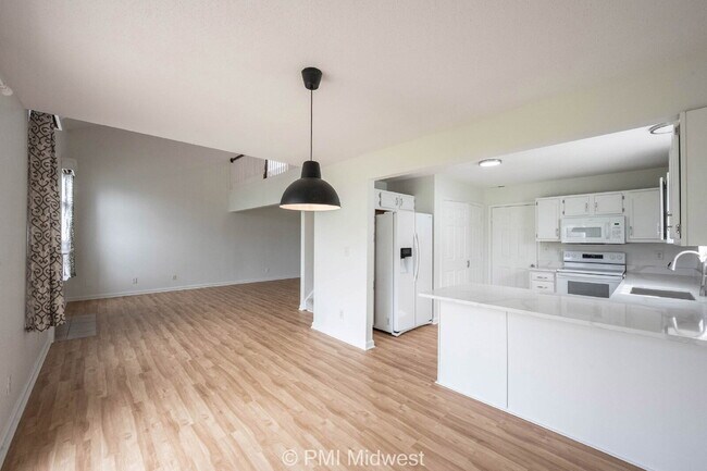 Building Photo - 3822 LimeLight Ln