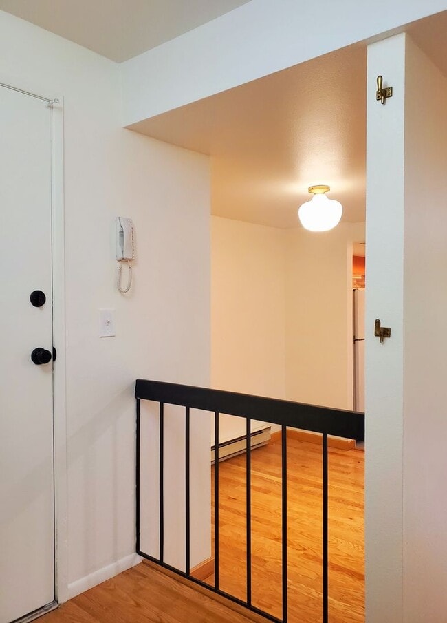 Building Photo - 2bd, 2 ba Condo in Oakbrook, Amenities! $2...