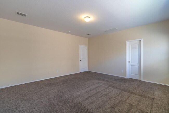 Building Photo - 2013 Rachel Ln