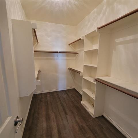 Building Photo - 5400 Meadow Valley Dr