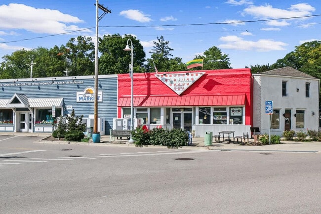 Building Photo - 16023 Goodwin Ave
