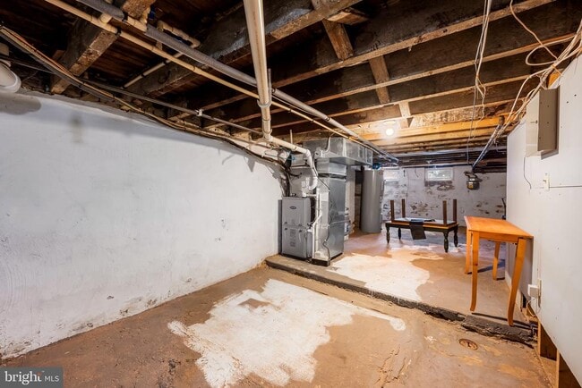Building Photo - 1116 S Potomac St
