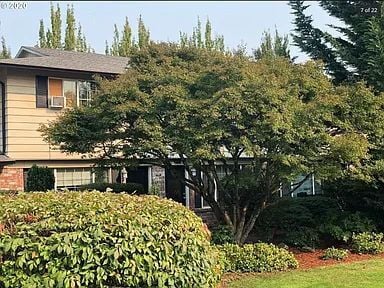 Building Photo - Available Now! Pet-Friendly 2 Bed/ 1.5 Bath with Patio & Parking