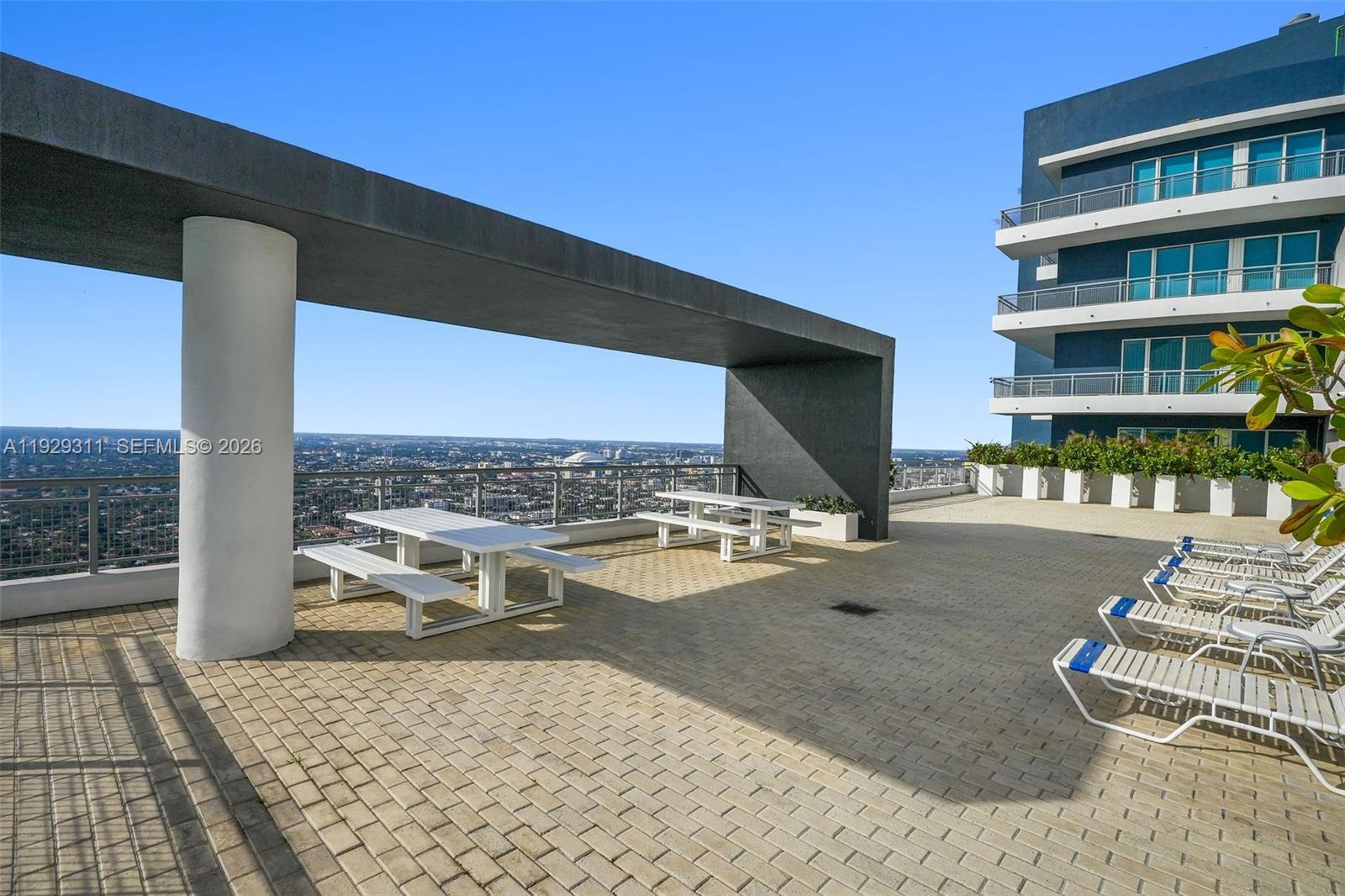 Building Photo - 60 SW 13th St