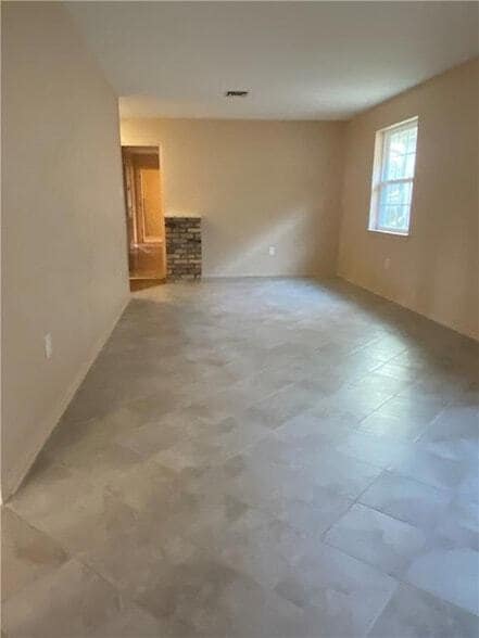 Building Photo - 4825 Jasper St