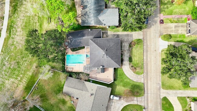 Building Photo - 3114 Cypress Point Dr