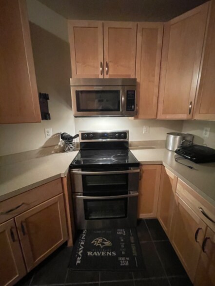 Building Photo - 23432 Aster Way