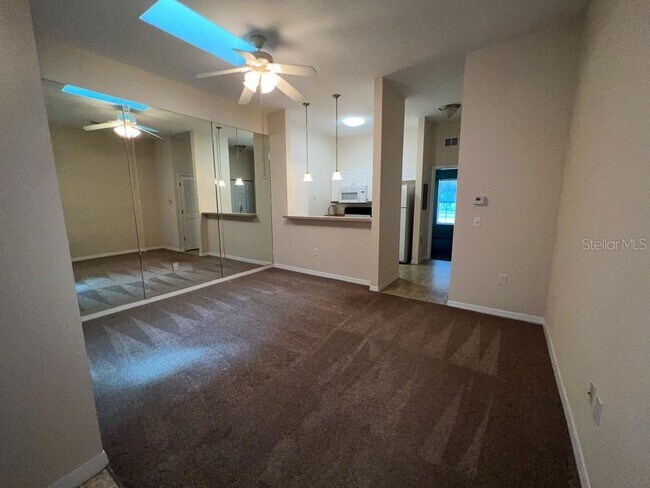 Building Photo - 4004 SW 26th Dr