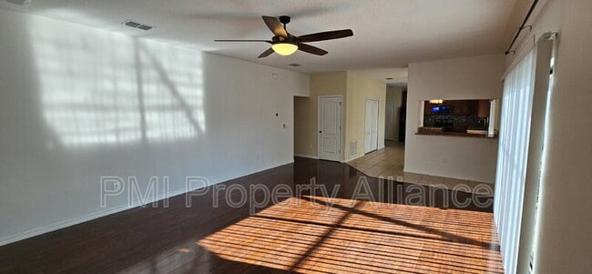 Building Photo - 2890 Spring Breeze Way