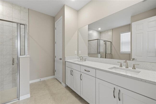 Building Photo - 5696 SW 71st Ct