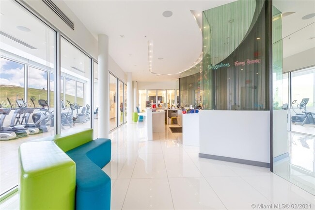 Building Photo - 6611 NW 105th Pl