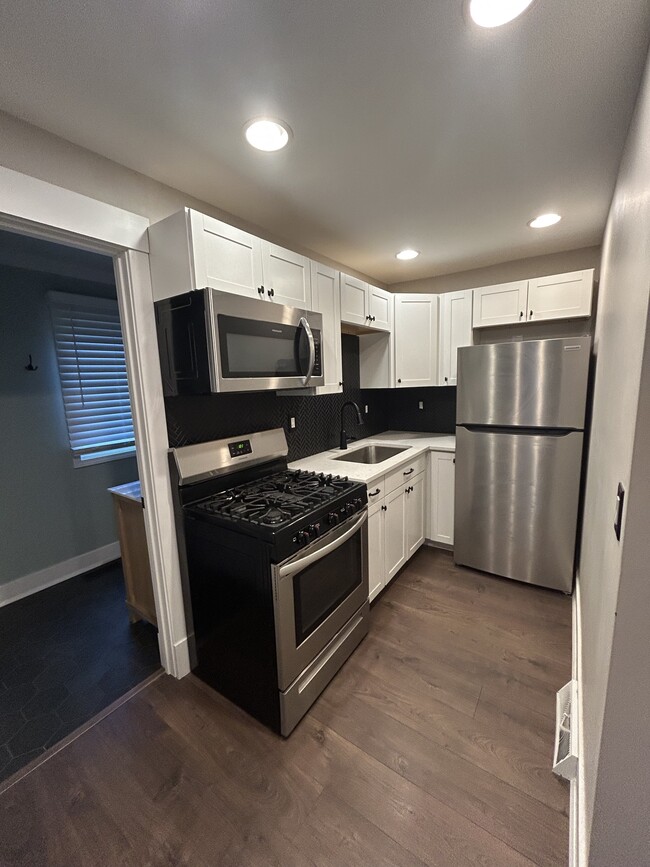 Building Photo - 7413 Mariner Hills Cir